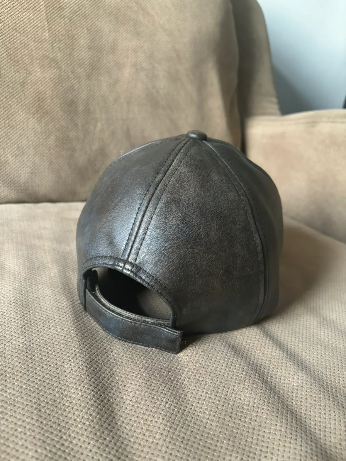 Zara | Hat image indicator(3)