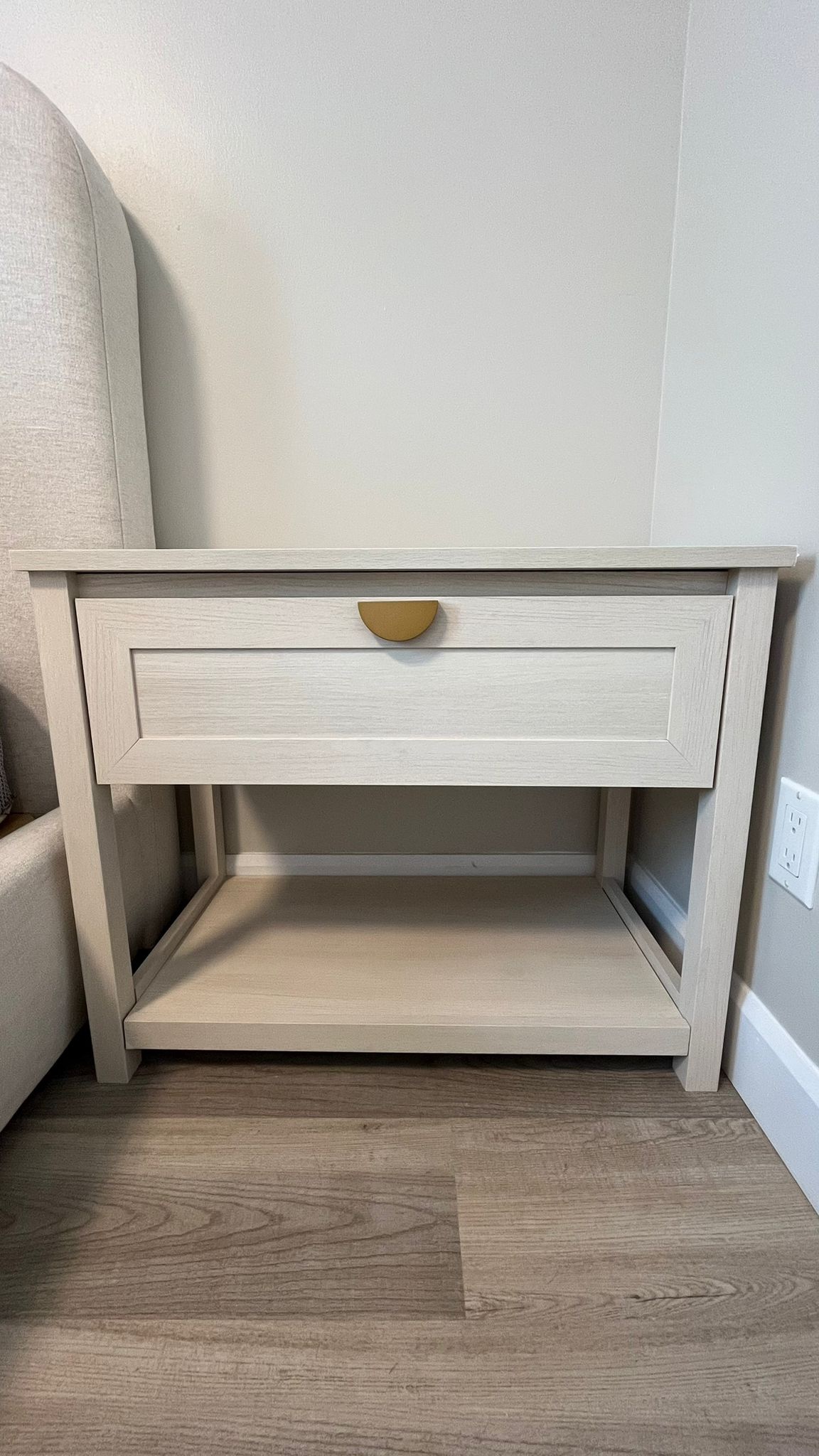 Nightstand Mr. Kate