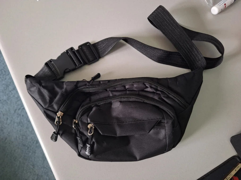 #freecycle Black Fanny Pack thumbnail