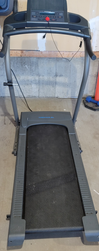 Weslo 25 Cadence Treadmill - photo 2