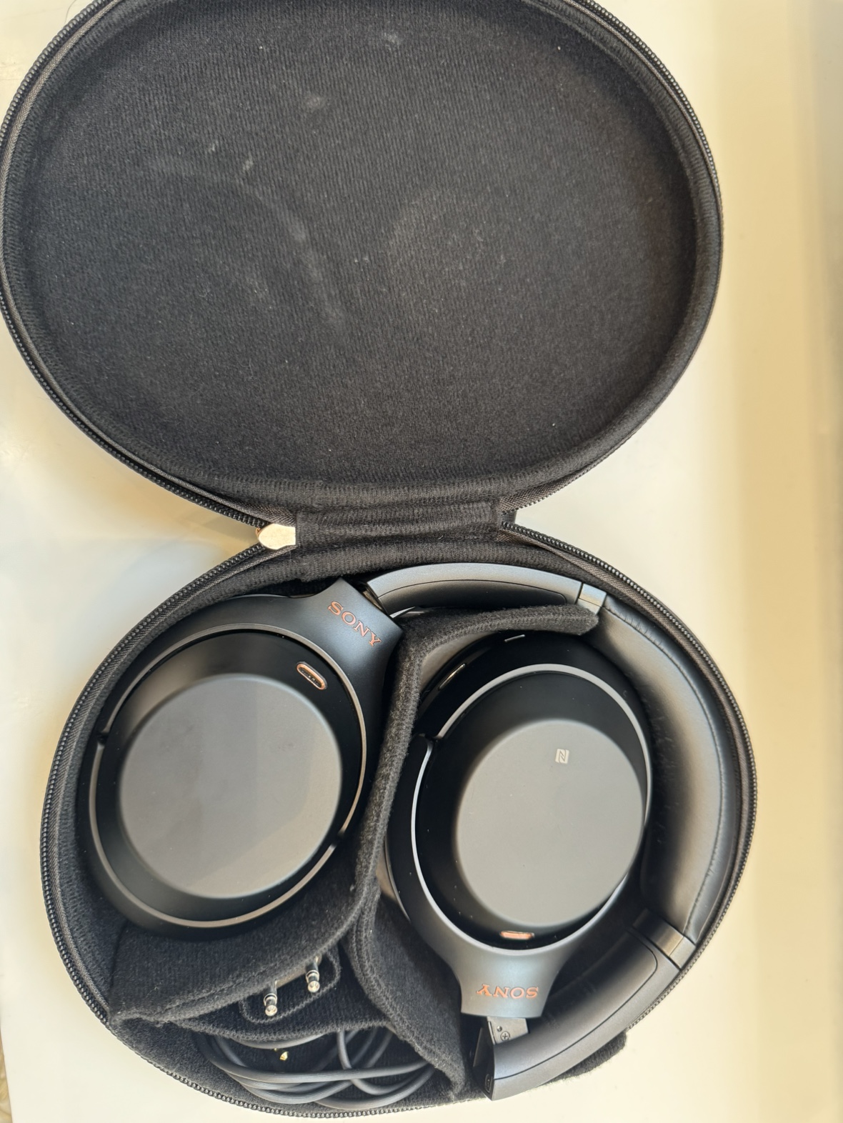 Sony WH-1000XM3 Wireless Noise Cancelling Headphones - photo 3