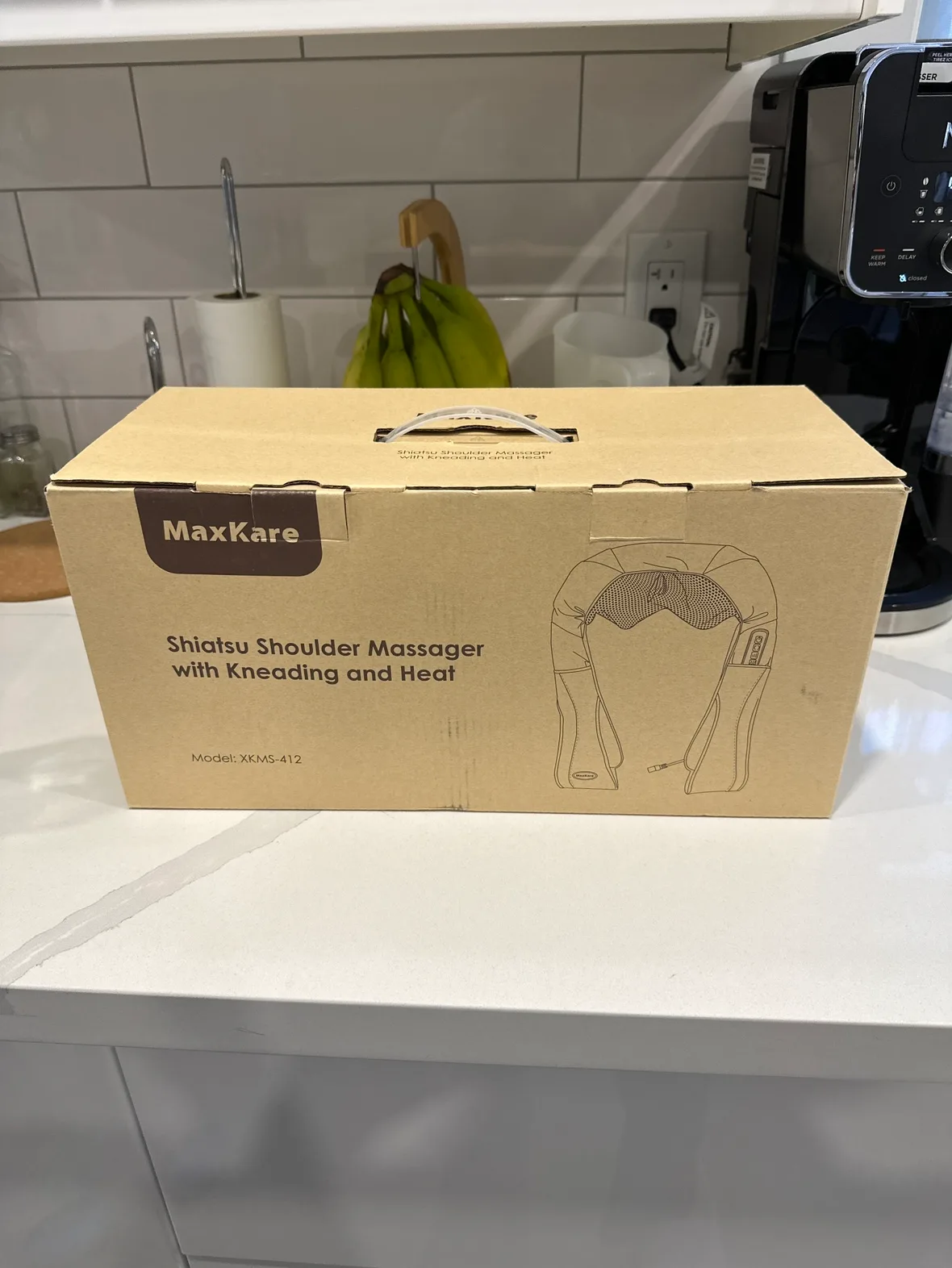 MaxKare Shiatsu Shoulder Massager with Kneading and Heat thumbnail
