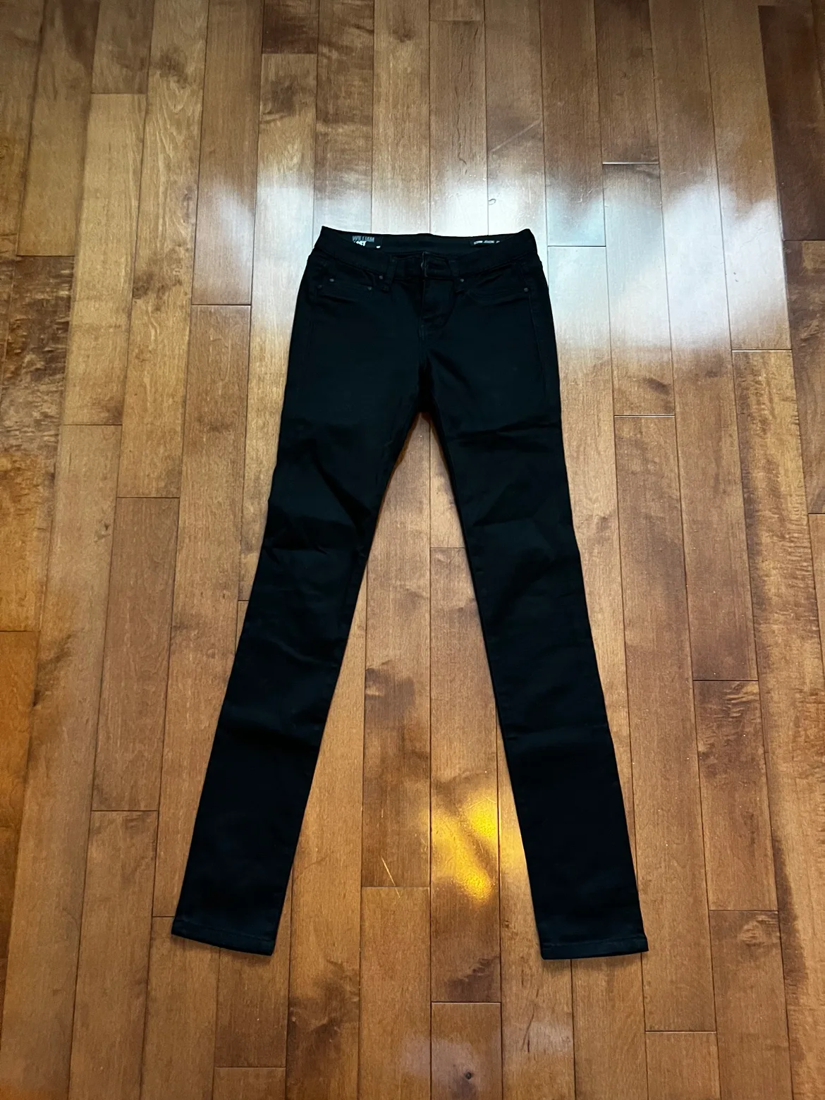 2 Pairs of Jeans image indicator(2)