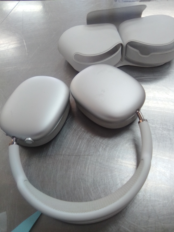apple headphones