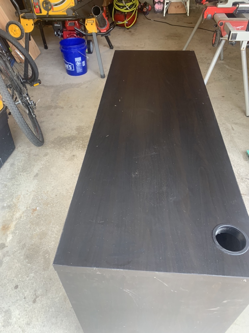 Black Desk