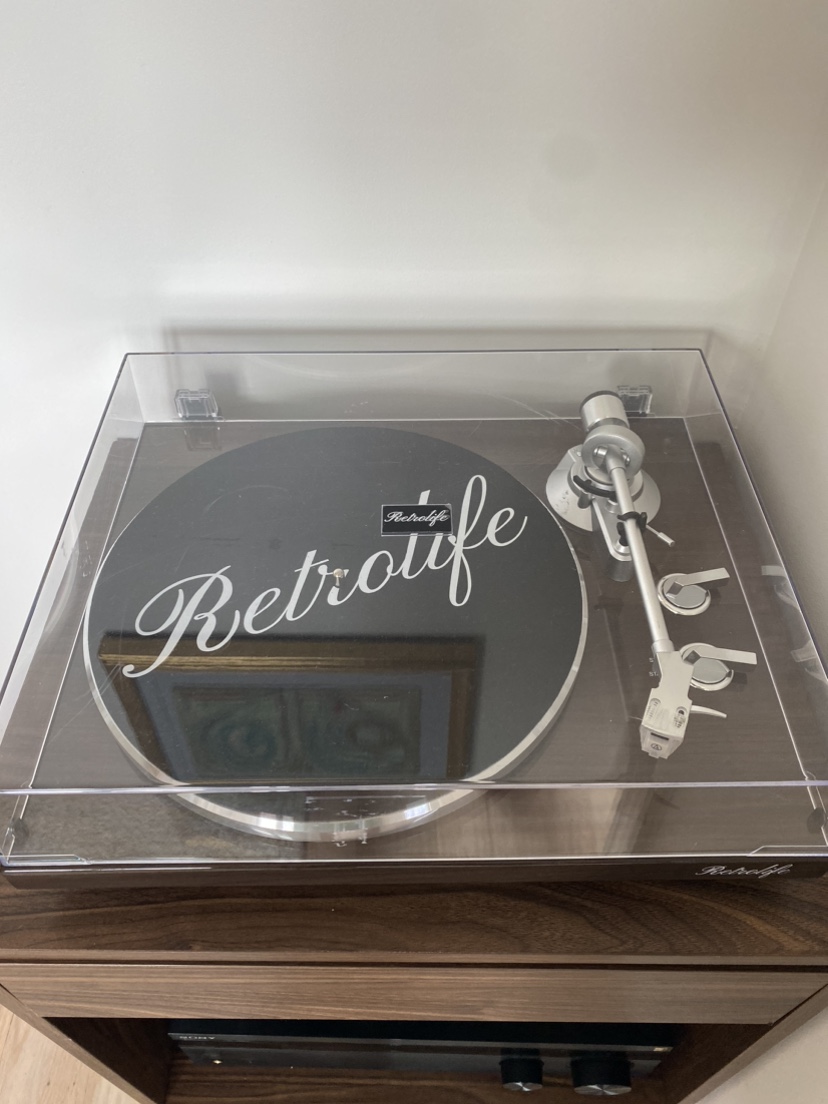 Retrolife Turntable
