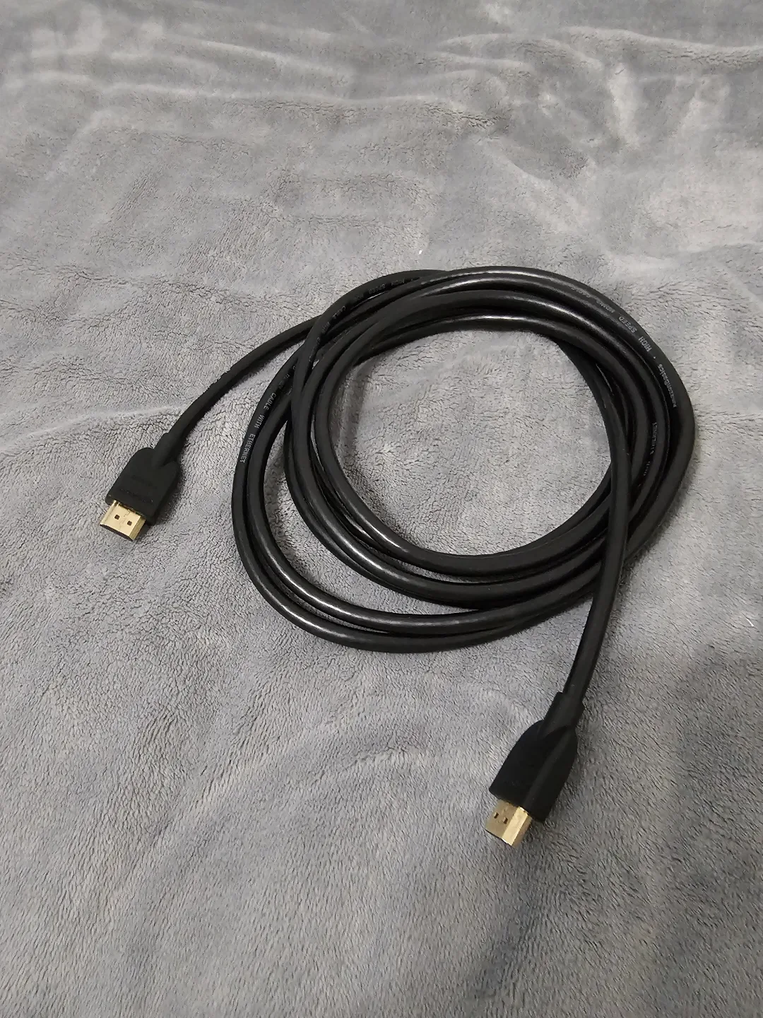 AmazonBasics HDMI Cable thumbnail