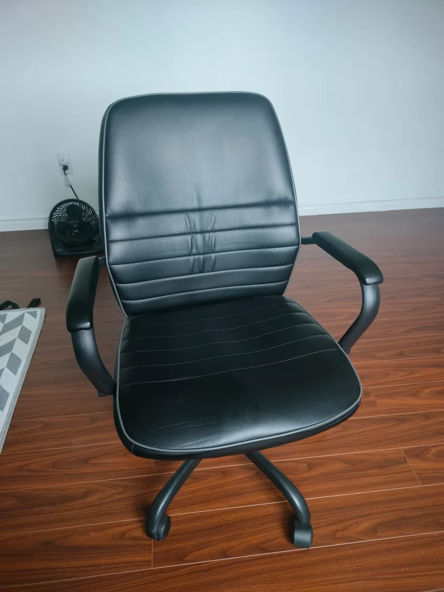Costco Leather Office Chair image indicator(2)