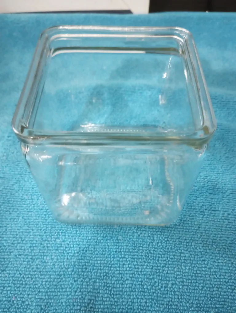 Glass  Dish thumbnail