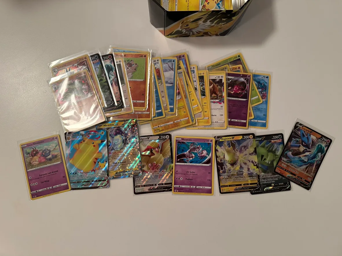 Hundreds of Pokemon Cards (Vmax. EX, V, Rates and Holos) thumbnail