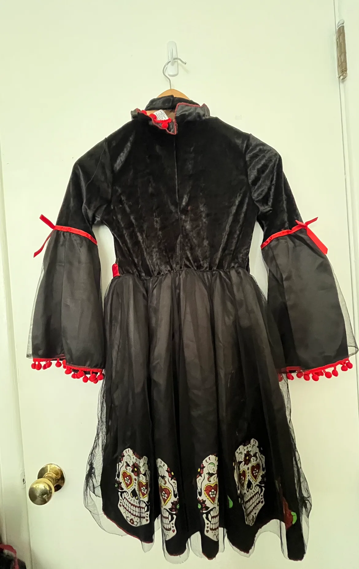 Size 8 Halloween Costume image indicator(3)