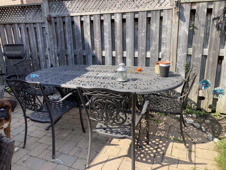 DOT Patio Dining Set