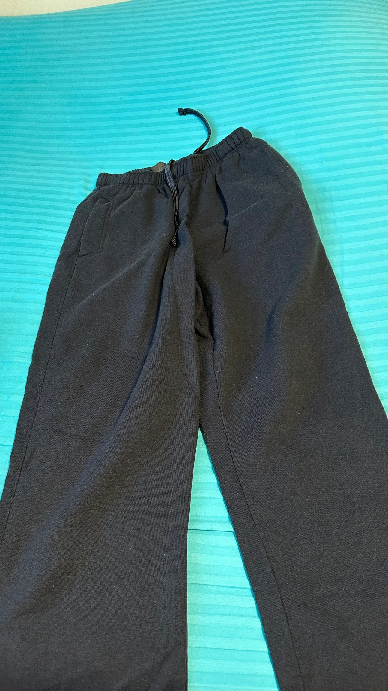 Black Athletic Works Sweatpants.. size M thumbnail