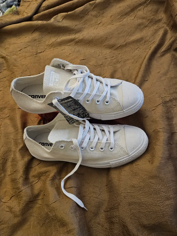 Converse Chuck Taylor All Star Leather Shoes image indicator(4)