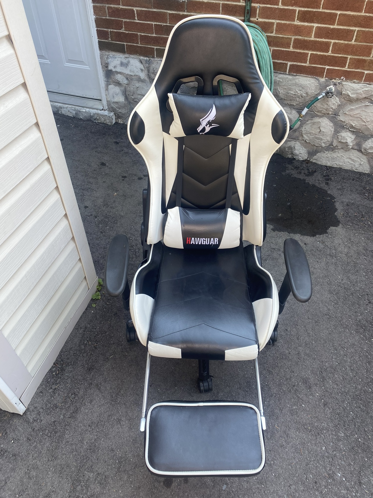Hawguar Gaming Chair
