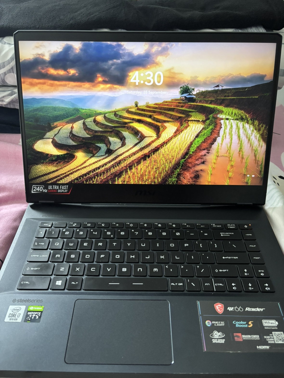 MSI GE66 Raider Laptop - photo 3