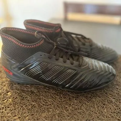 🧡Adidas Predator Soccer Cleats🧡 Size 6 image indicator(2)