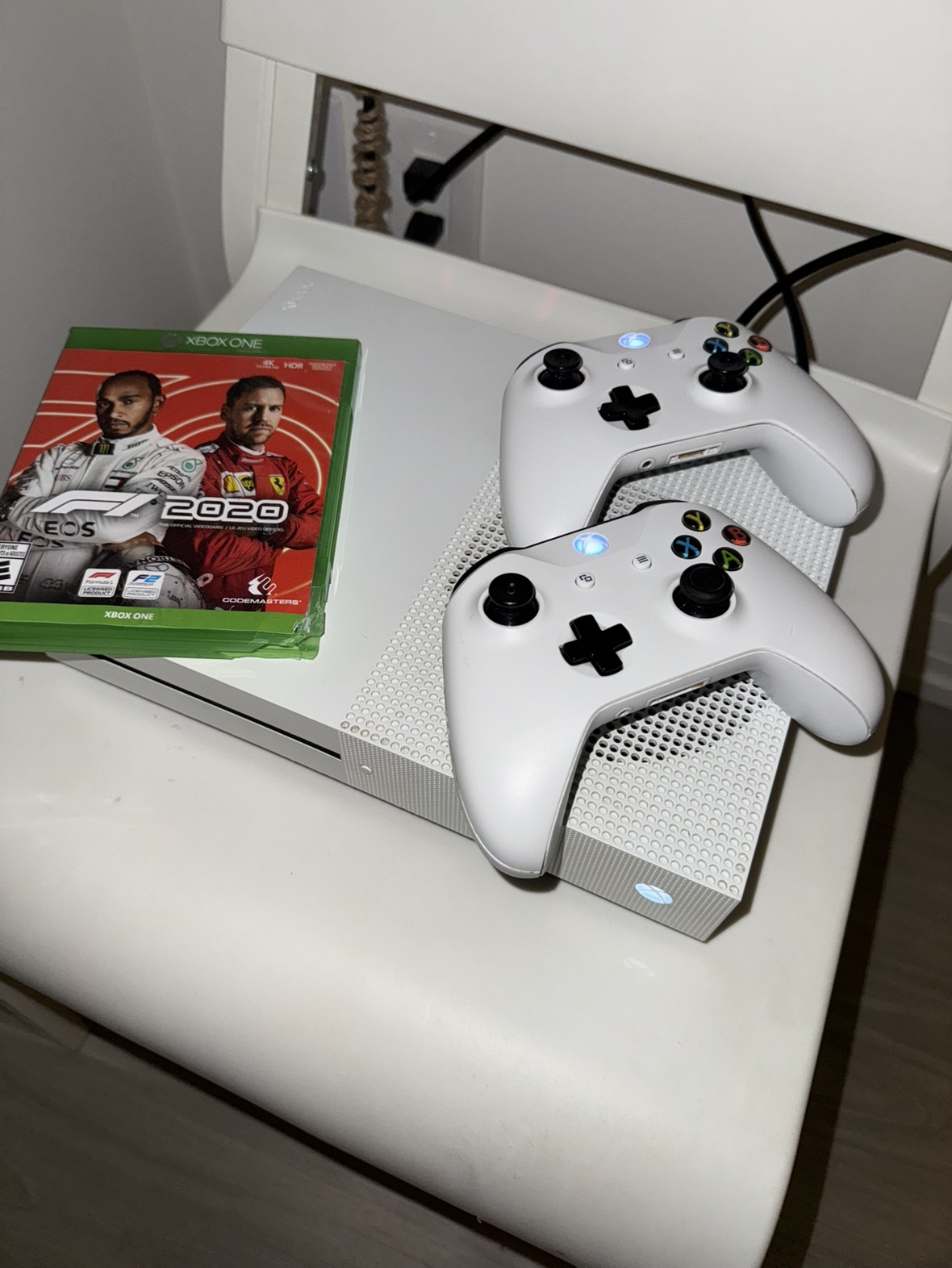Xbox One S 1TB Console plus 2 Controllers, all cables included