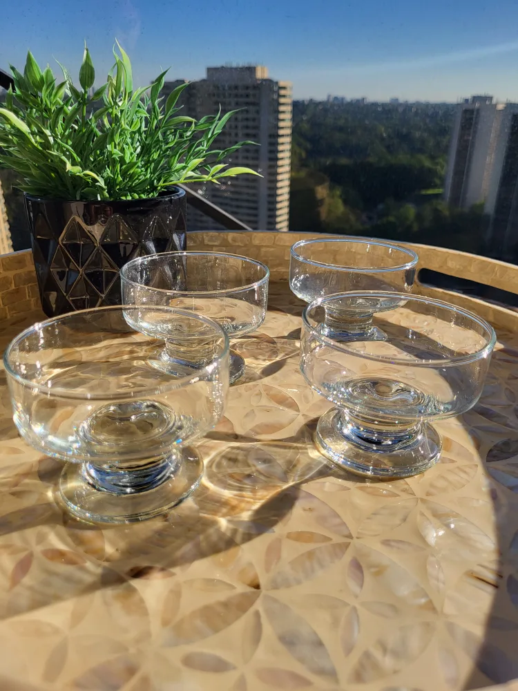 Set of 4 Dessert/ Ice Cream  Bowls thumbnail