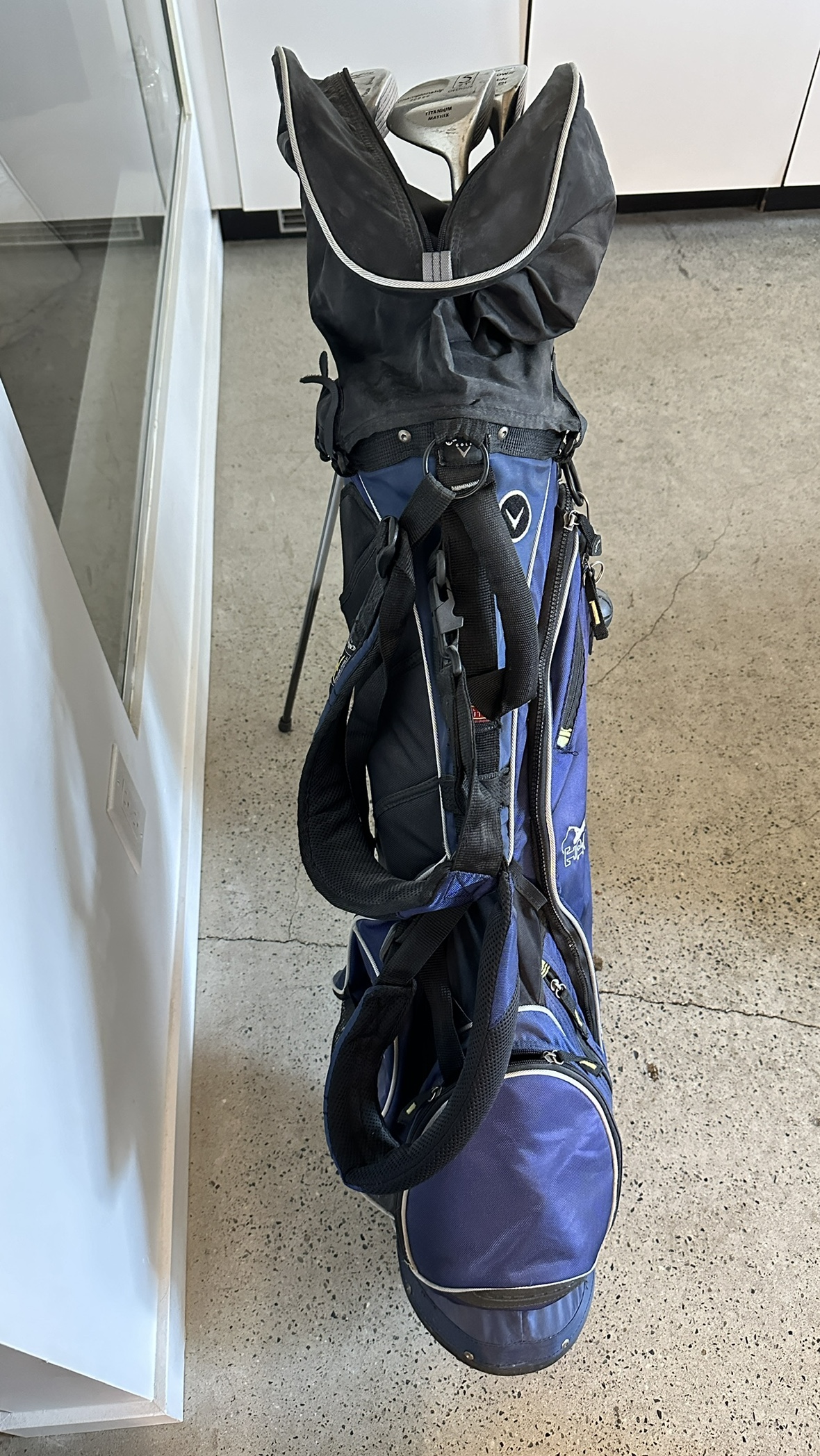 Free Golf Clubs & Bag - photo 2