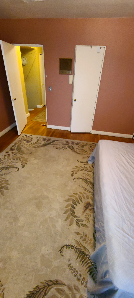 Room for Rent - photo 5