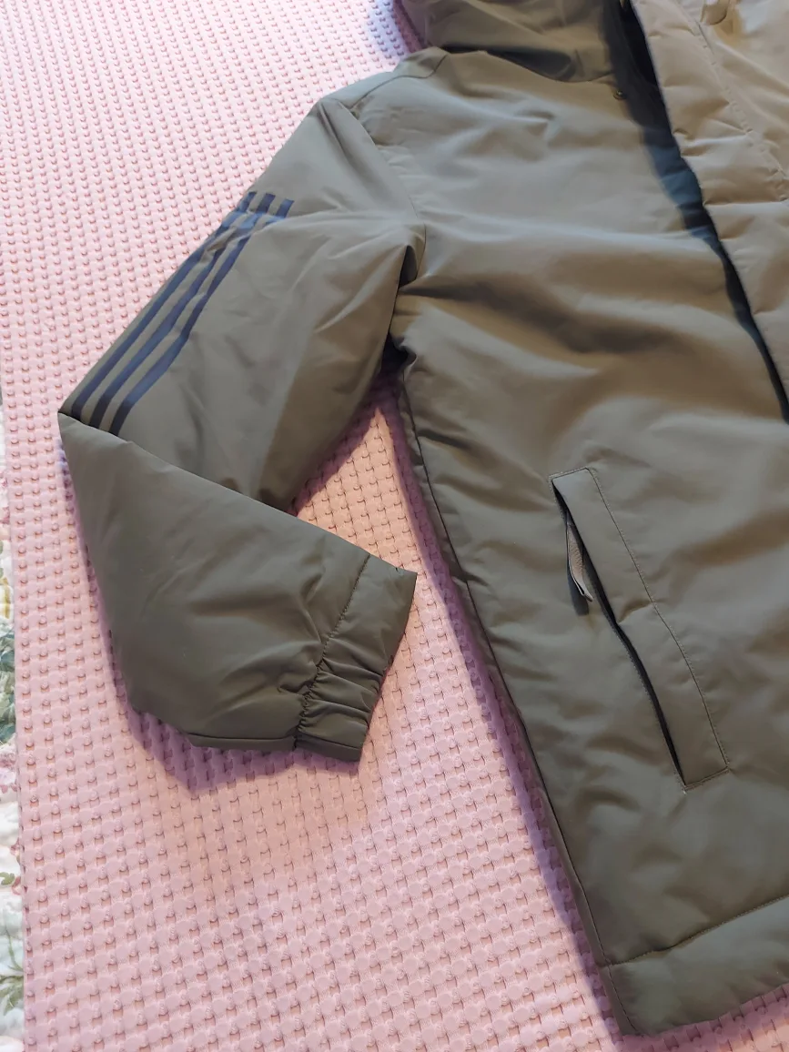 Adidas Green Jacket image indicator(2)