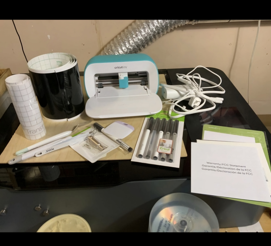 Cricut Joy Starter Kit with machine