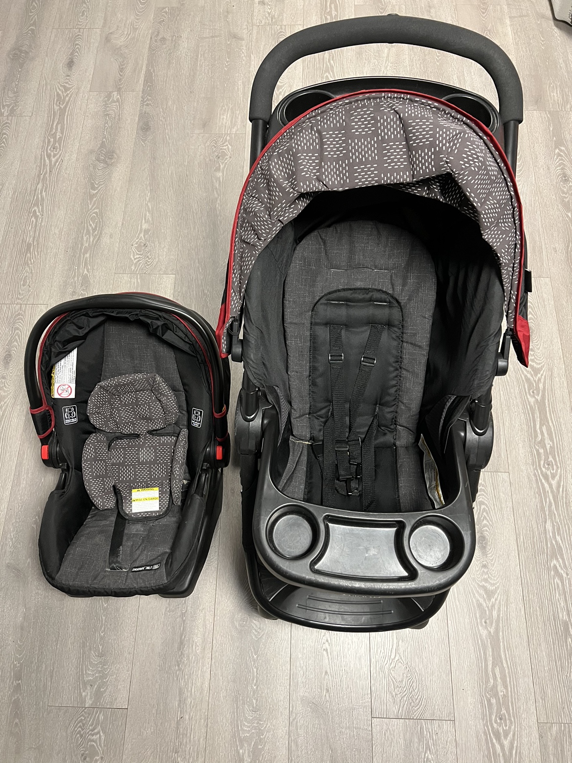 Graco Travel System with infant car seat