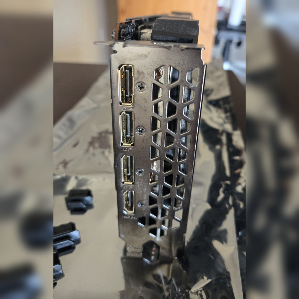 AMD GPU - Gigabyte RX 5500 XT 8GB - photo 4