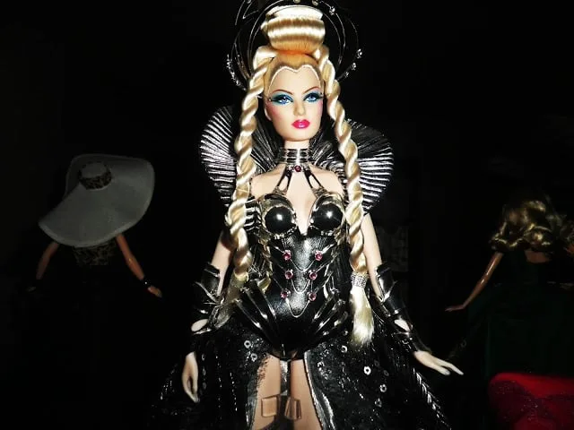 Barbie Collector's Edition - Goddess of the Galaxy image indicator(3)