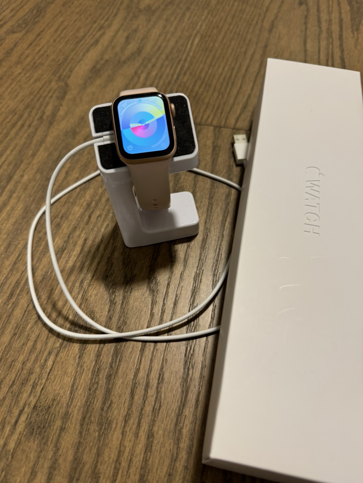 Apple Watch Series 5 GPS+cellular in GREAT CONDITION WITH BOX