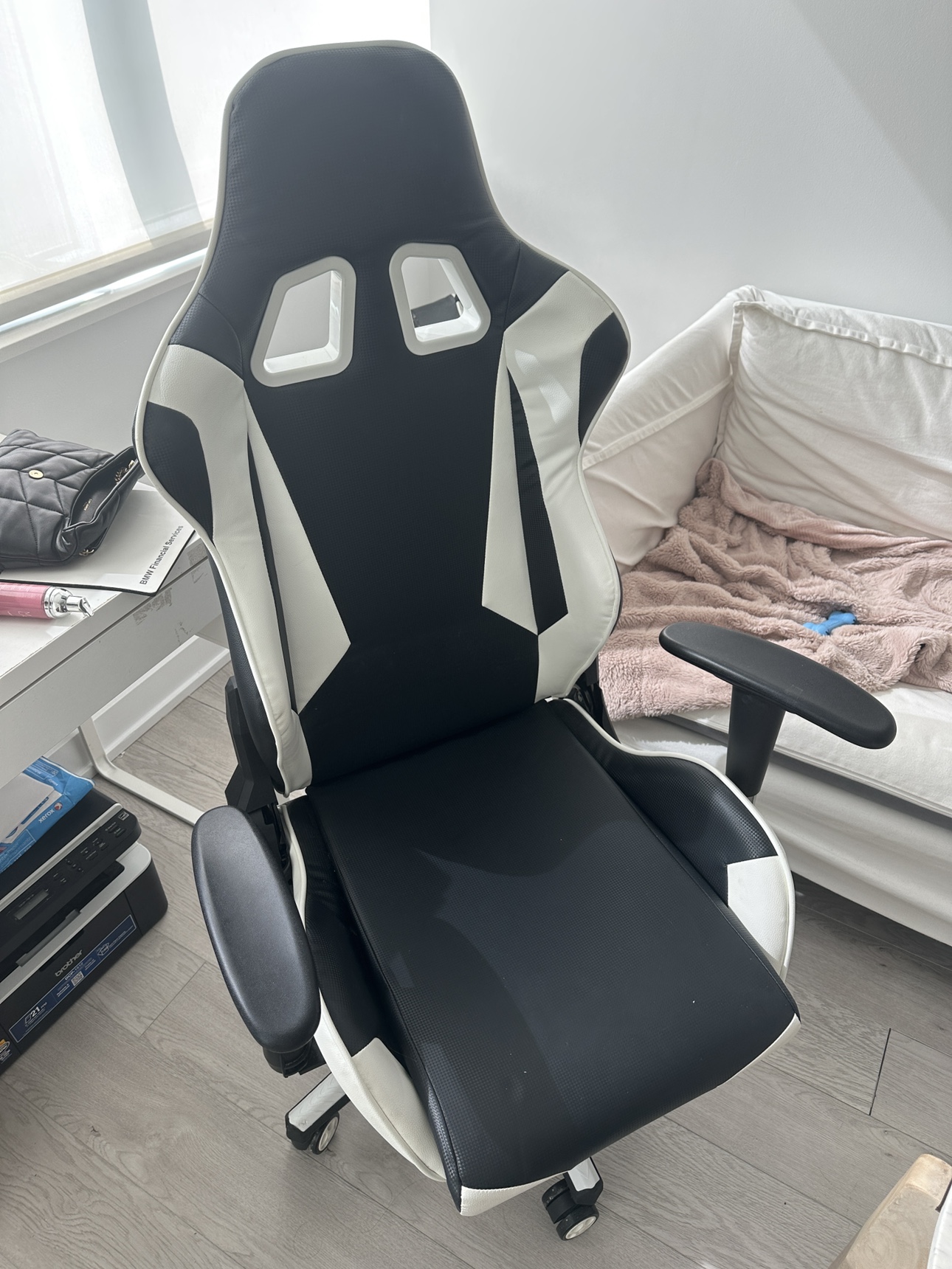 Gaming Chair / Office Chair