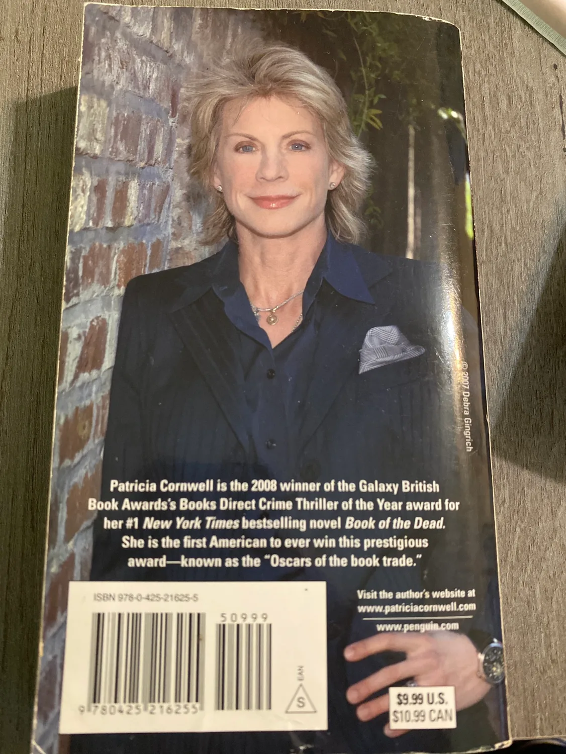 🆓Book of the Dead by Patricia Cornwell image indicator(2)