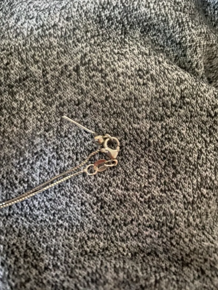 Rose Quartz Necklace image indicator(3)