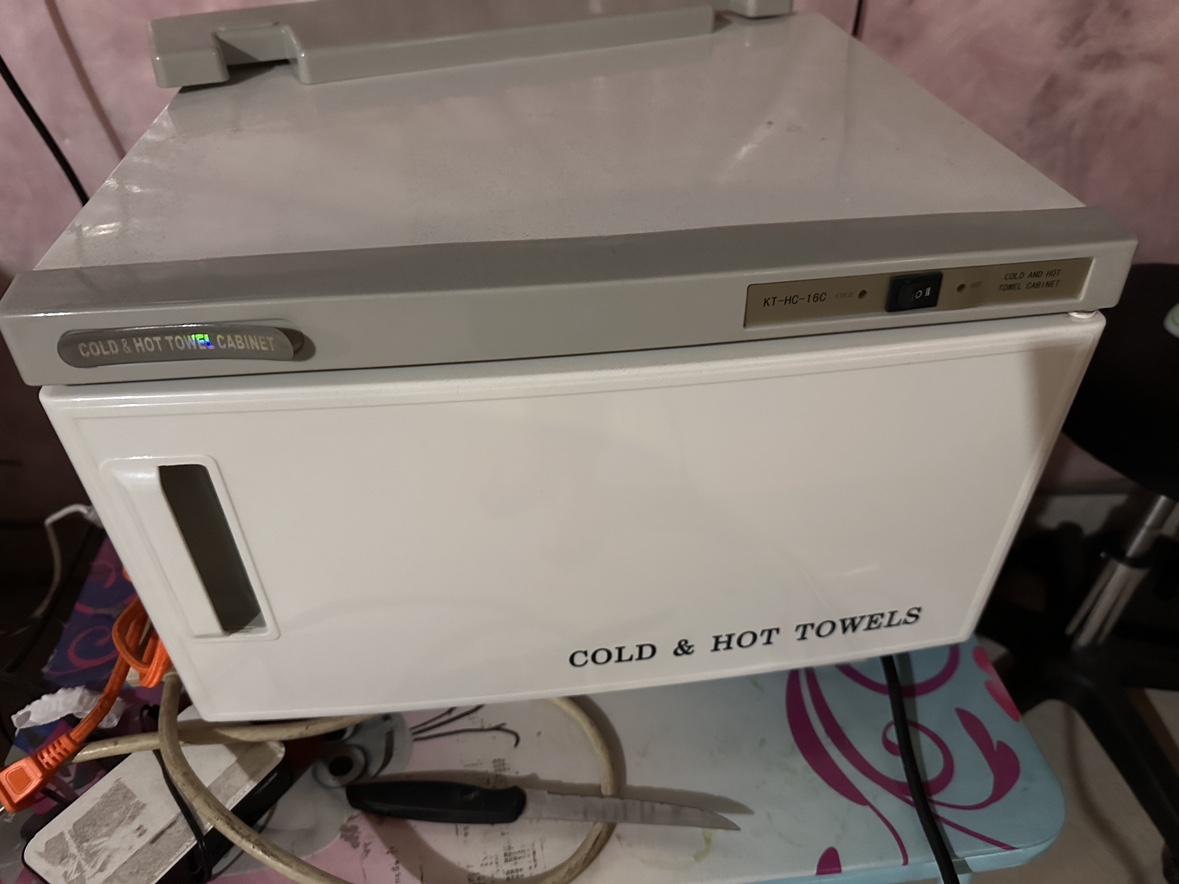 Cold & Hot Towel Cabinet