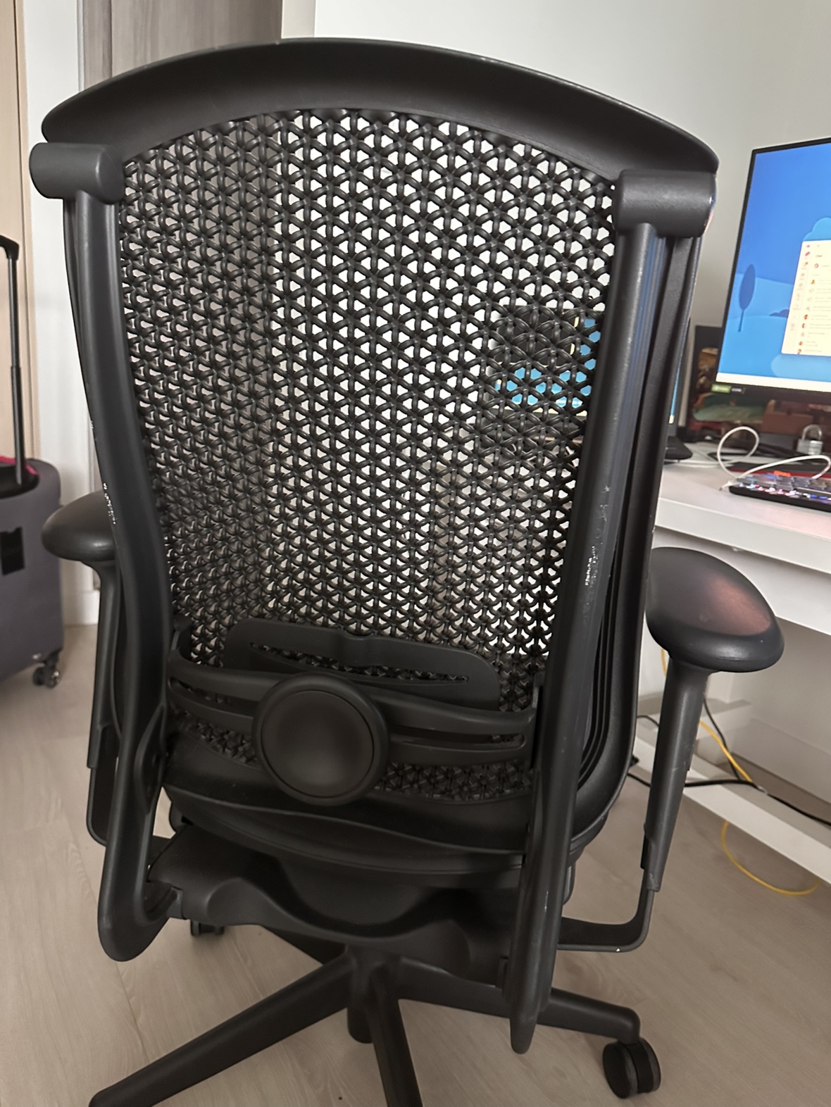 Herman Miller Chair - photo 2