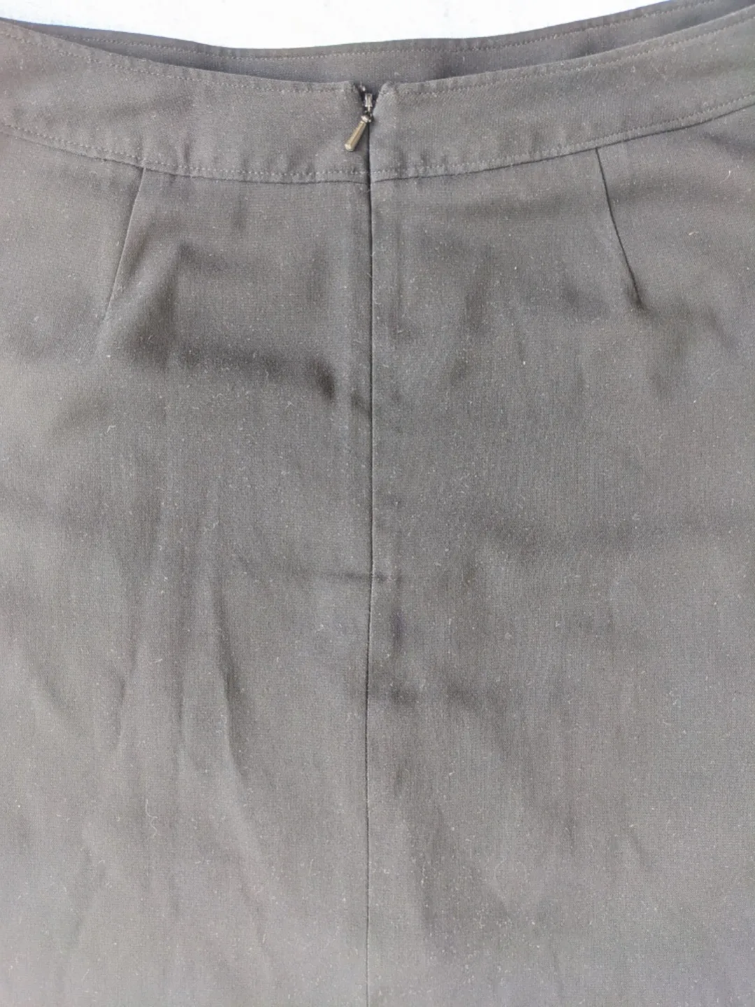 Banana Republic Black Skirt image indicator(6)