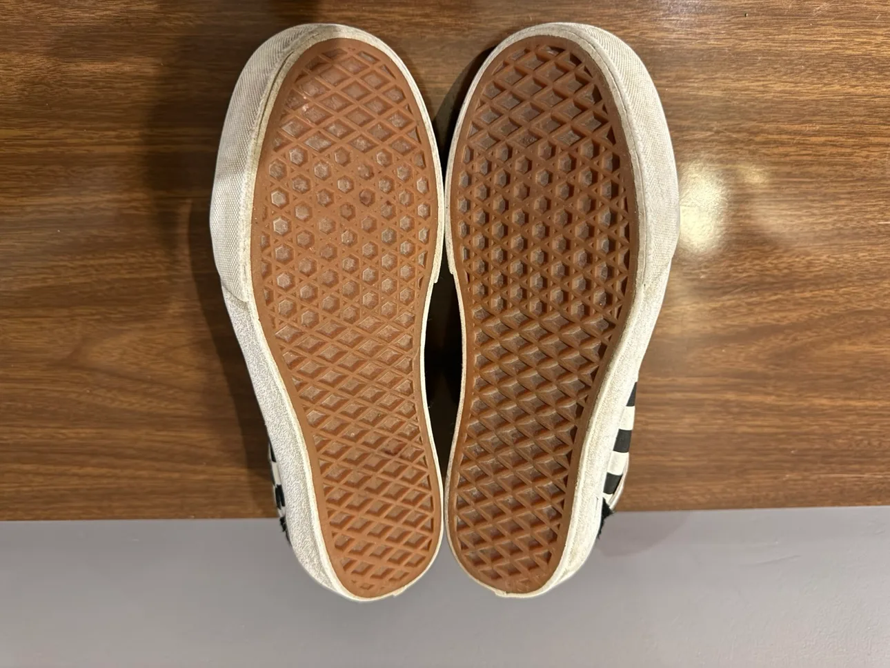 Vans Unisex Checkerboard Platform Sneakers image indicator(6)