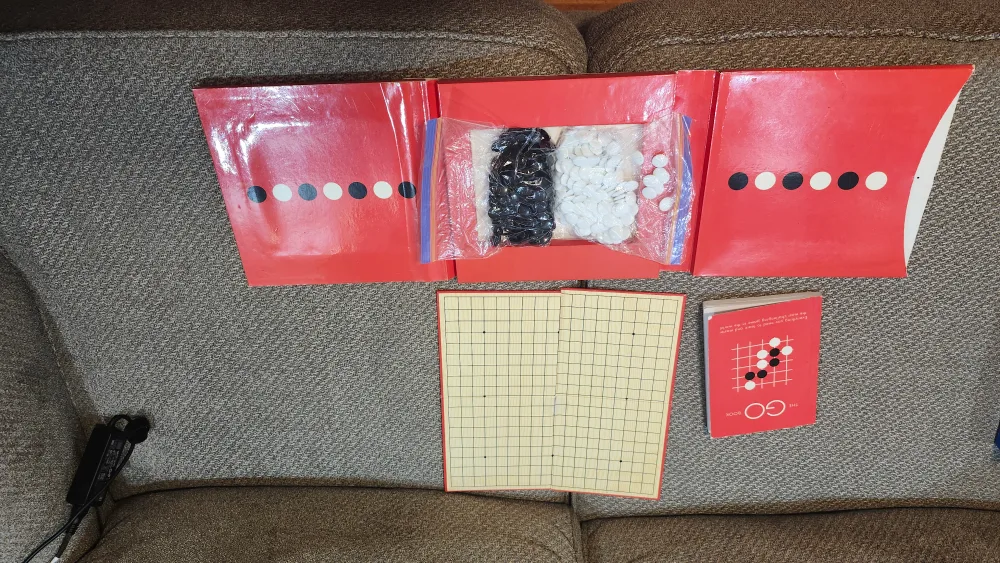 The Go Pack board game image indicator(5)