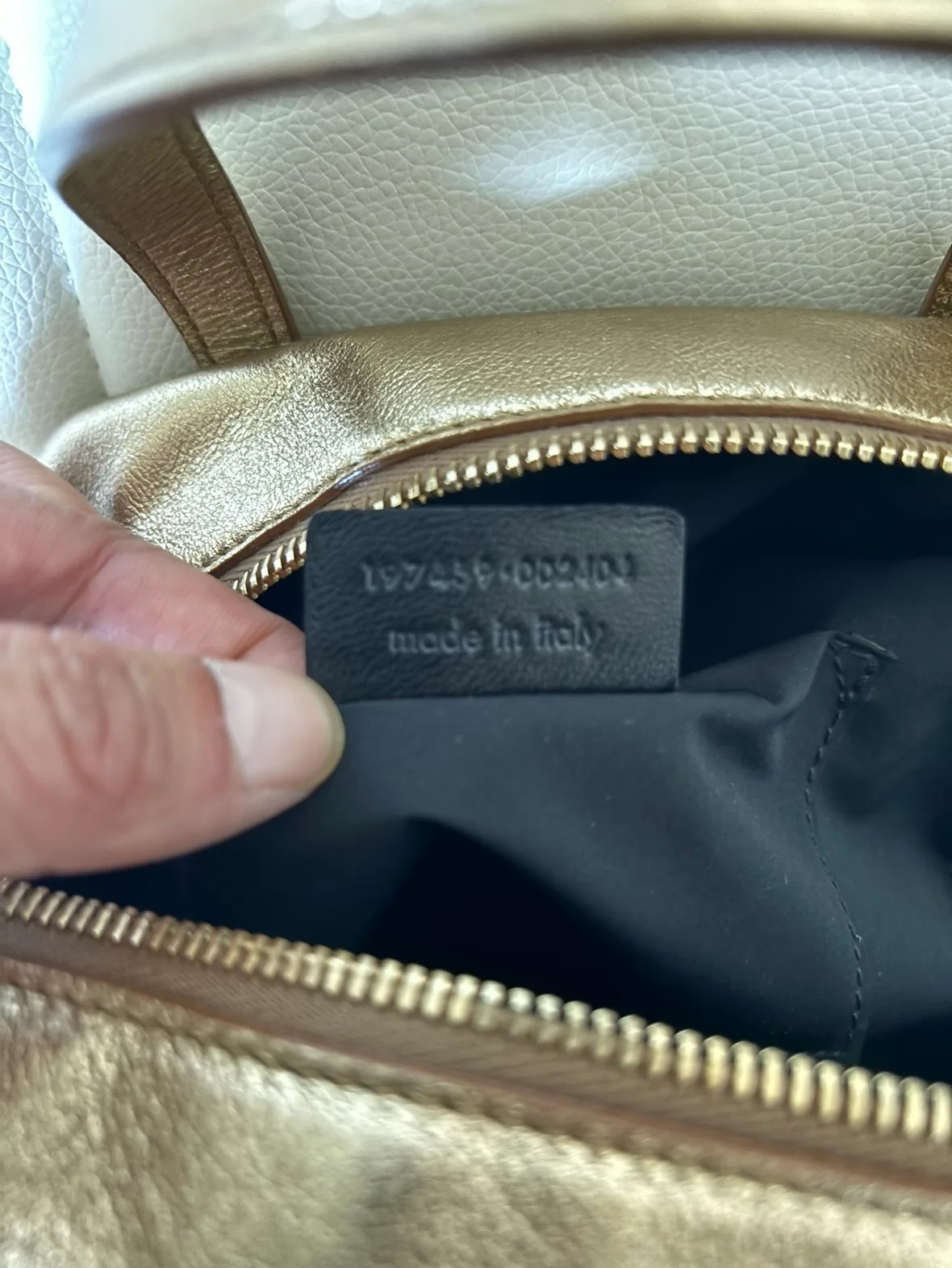 Yves Saint Laurent Y-Mail Gold Leather Handbag image indicator(6)