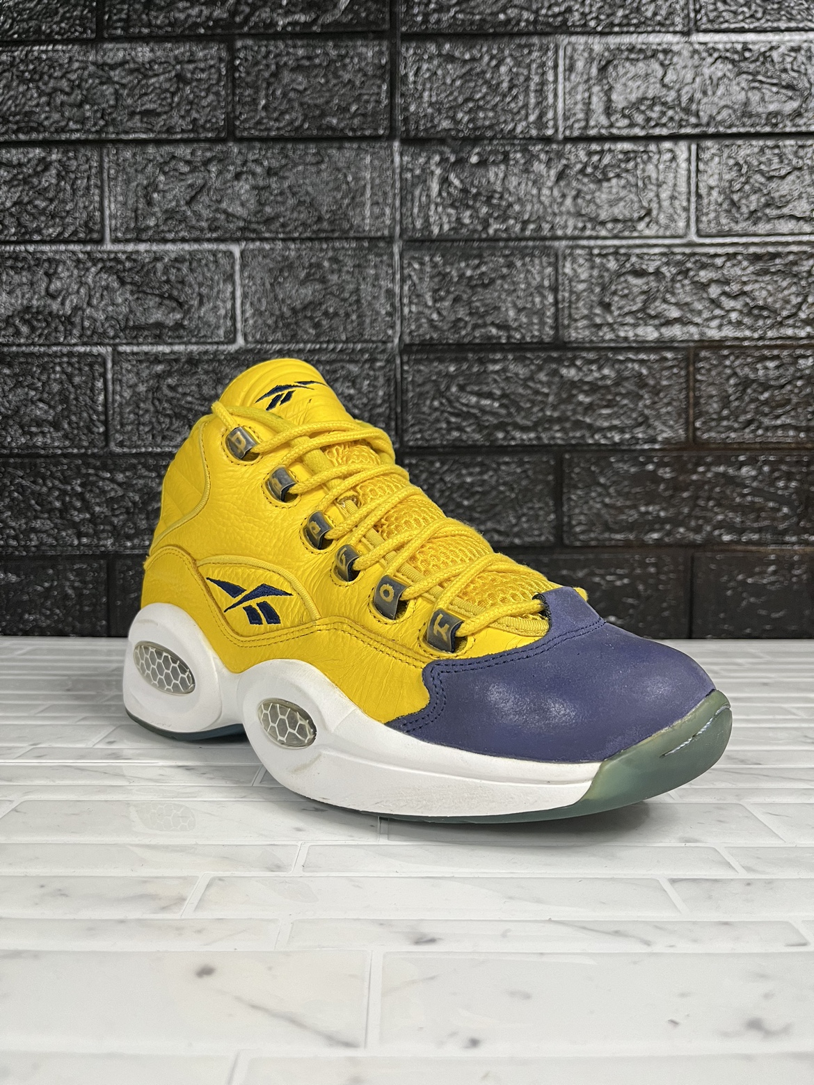 Reebok Question Mid
