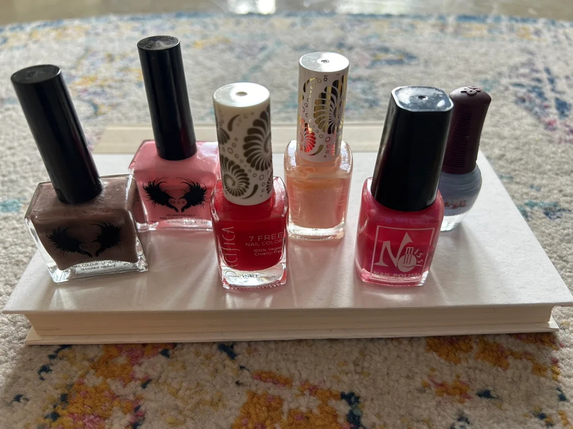 Nail polish thumbnail