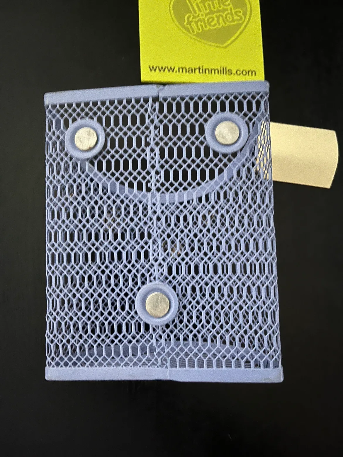 #freecycle Mesh organizer with magnets and some sticky notes image indicator(2)