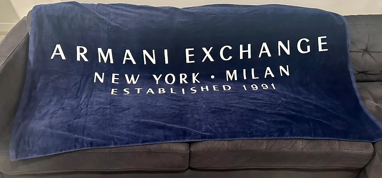 ***BRAND NEW TOWEL*** thumbnail