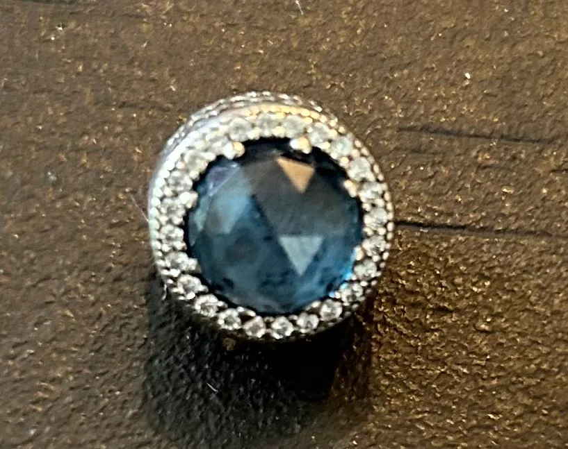 PANDORA ALE STERLING 925 SPARKLING DARK BLUE MOONLIGHT CHARM image indicator(4)