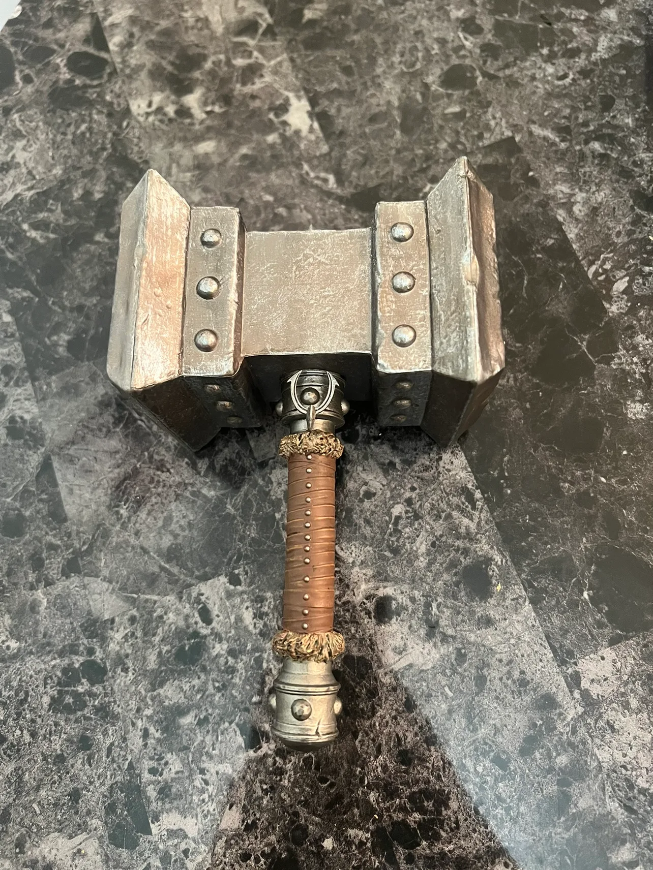 Warcraft Doomhammer Power Bank image indicator(7)