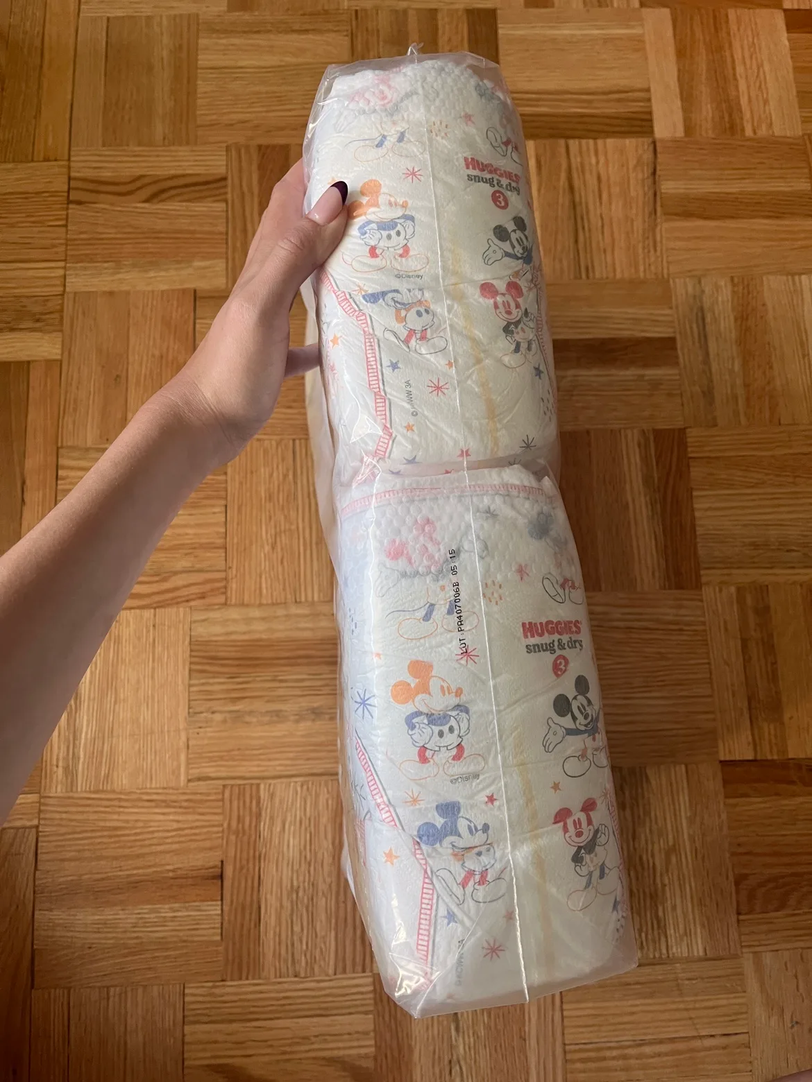 56 x Size 3 Huggies Snug & Dry Diapers thumbnail