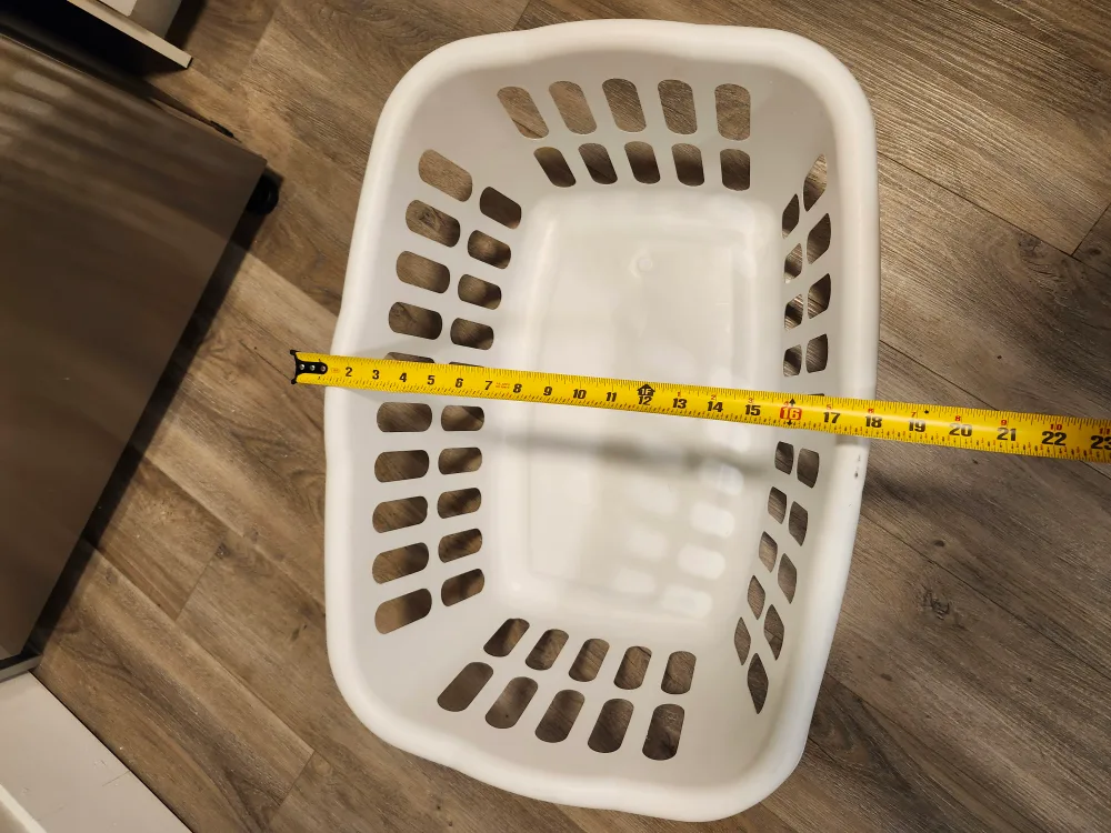 White Laundry Basket image indicator(3)
