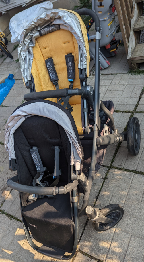 Uppababy Vista Stroller with rumble seat