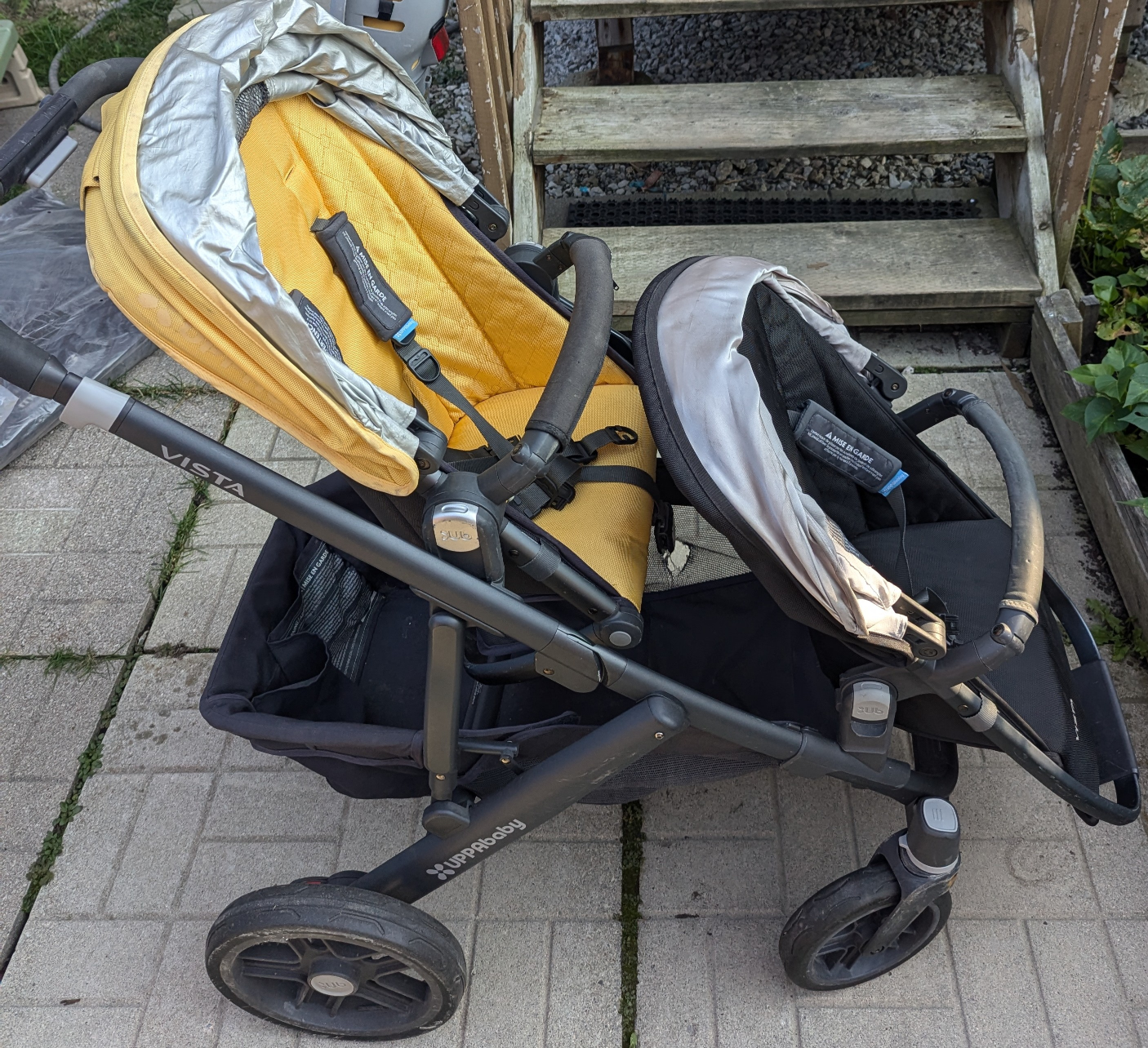 Uppababy Vista Stroller with rumble seat - photo 2